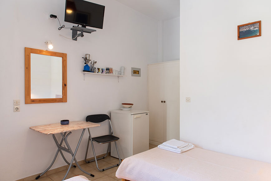 Interior of Margarita Giammaki Rooms in Sifnos