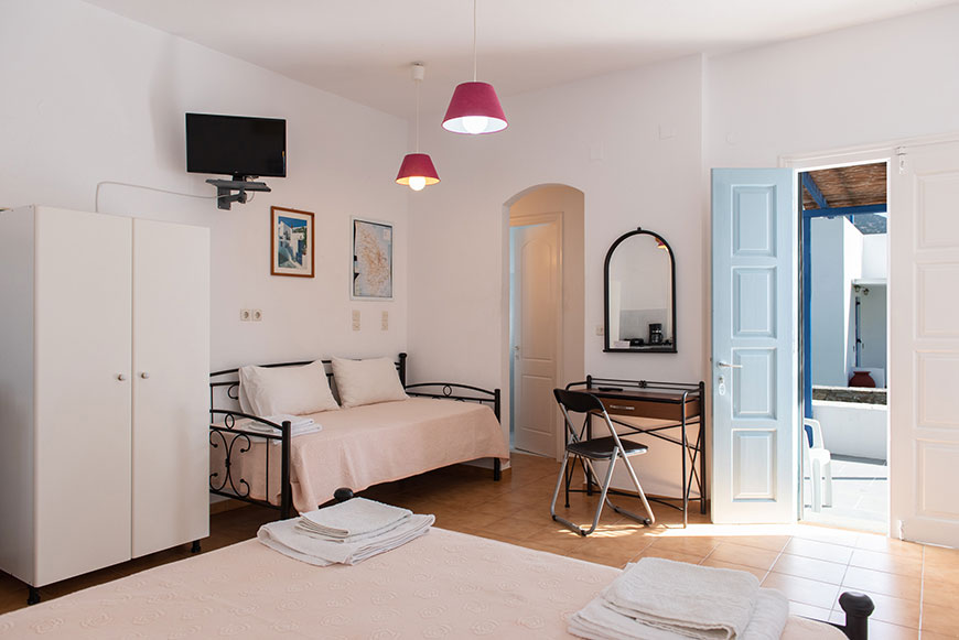 Fully equipped rooms in Sifnos